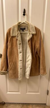 Eddie Bauer Leather Coat with Faux Fur Liner (Acrylic & Polyester) Size L